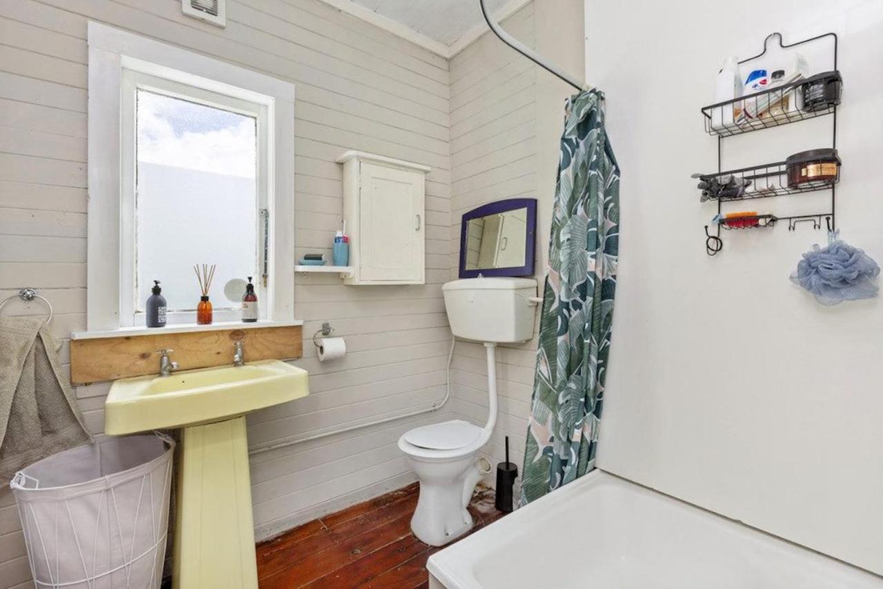Cox Bay Cottage แรกแลนด์ ภายนอก รูปภาพ